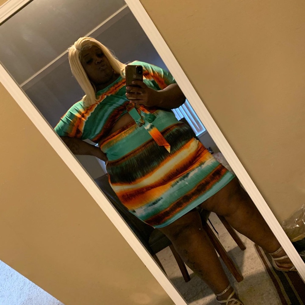 Multi color dress open middle